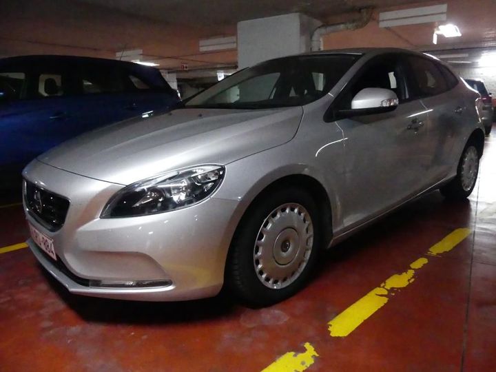 volvo v40 2015 yv1mv74l1g2311160