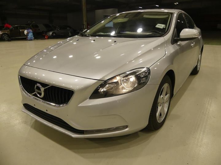 volvo v40 - 2016 2016 yv1mv74l1h2385151