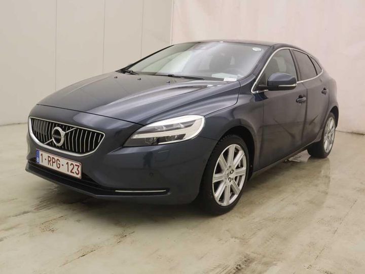 volvo v40 2017 yv1mv74l1h2414237