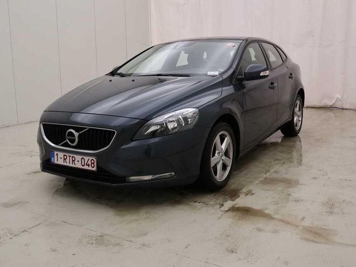 volvo v40 2017 yv1mv74l1h2426321