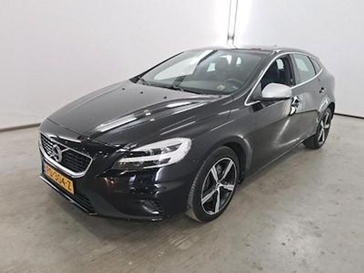 volvo v40 2017 yv1mv7980j2448026