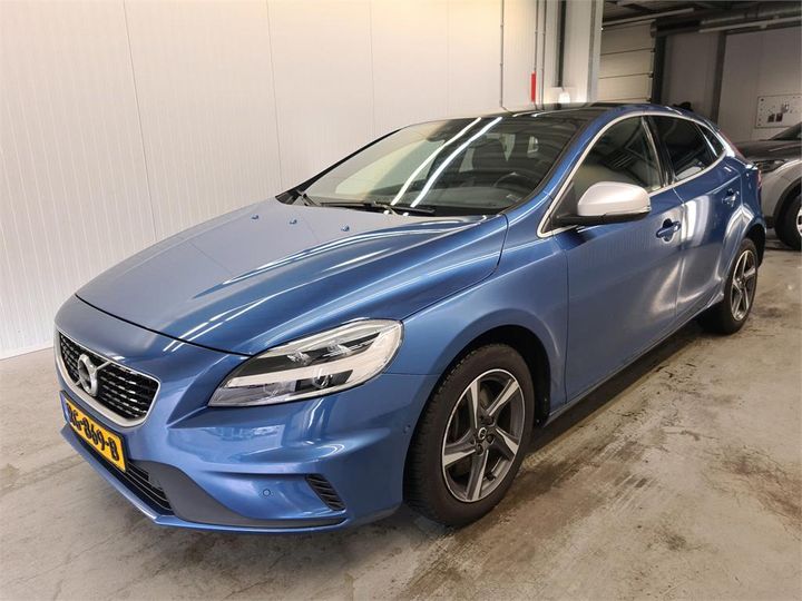 volvo v40 2017 yv1mv7980j2479347