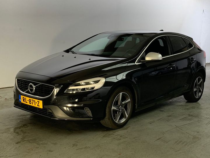 volvo v40 2018 yv1mv7980j2488742