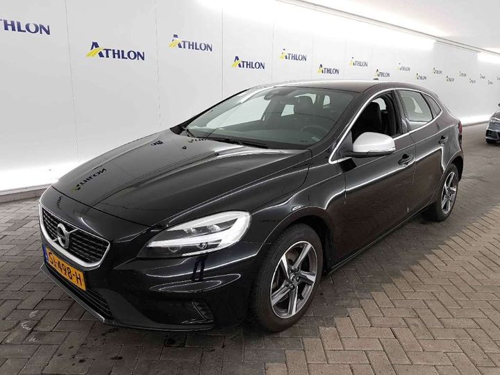 volvo v40 2018 yv1mv7980j2508619