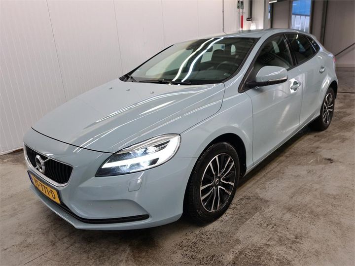 volvo v40 2017 yv1mv7981j2449892