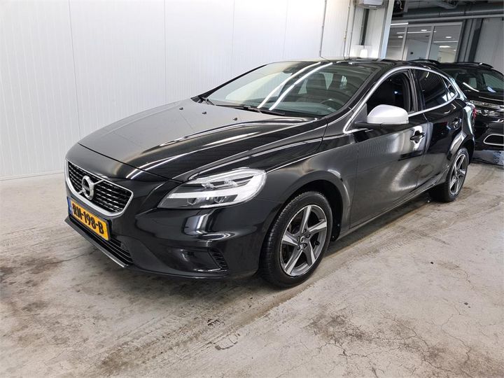 volvo v40 2017 yv1mv7981j2477065