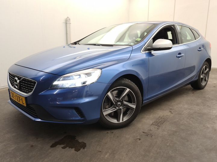 volvo v40 2018 yv1mv7981j2506285