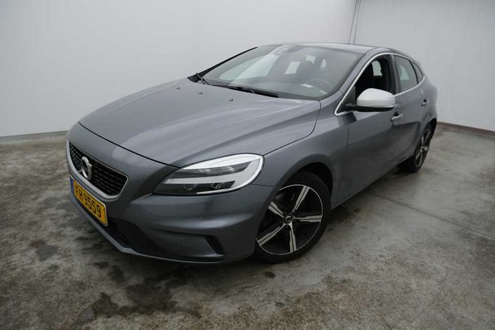 volvo v40 &#3916 2018 yv1mv79l0j2491799