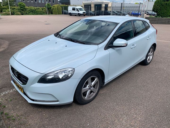 volvo v40 2013 yv1mv8481e2105143