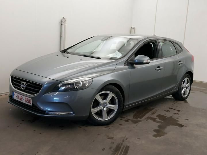 volvo v40 2015 yv1mv8481f2240847