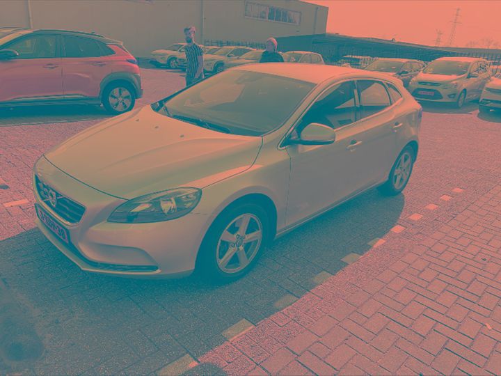 volvo v40 2014 yv1mva851f2181211