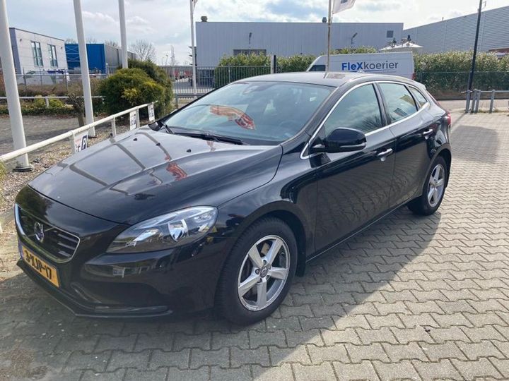 volvo v40 2014 yv1mva851f2187702