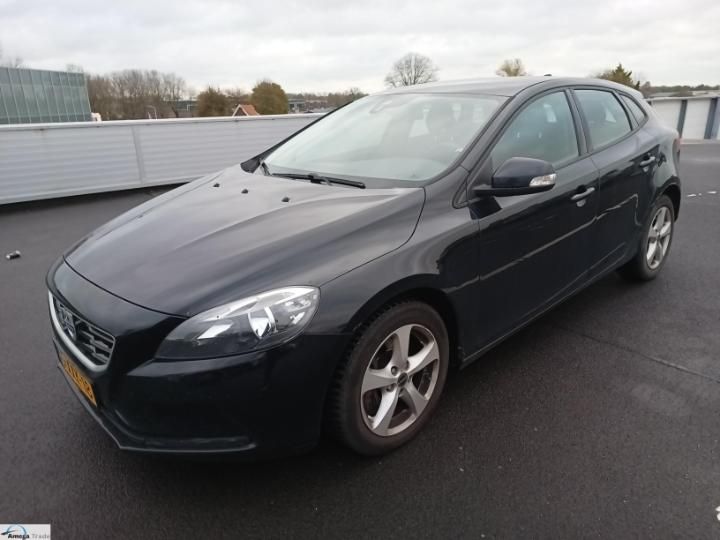 volvo v40 2014 yv1mva851f2197449