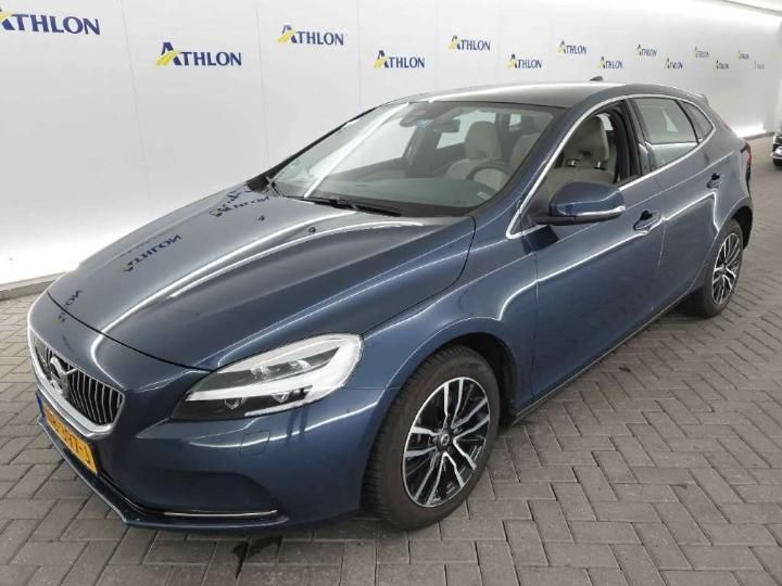 volvo v40 2016 yv1mva881h2416127