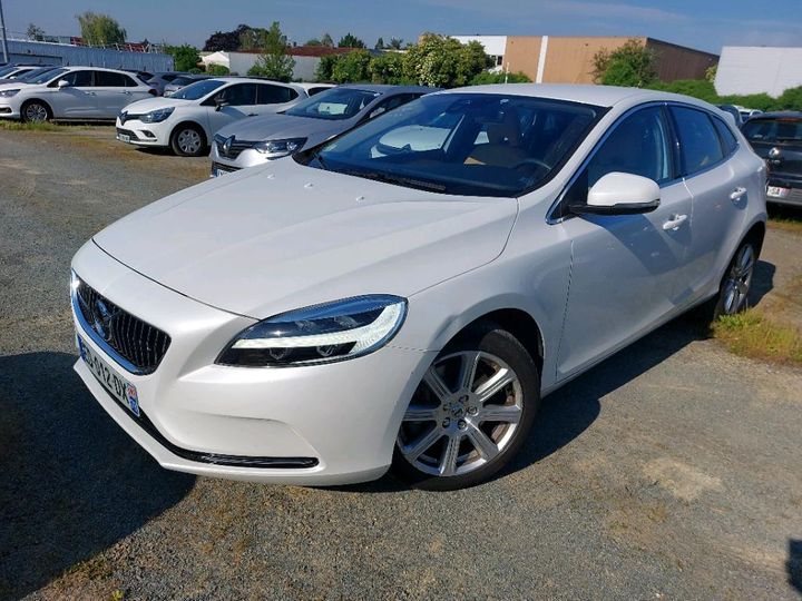 volvo v40 2016 yv1mva8ldh2370655