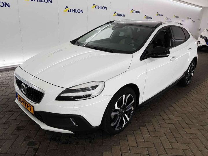 volvo v40 cross country 2016 yv1mz29l0h2118364