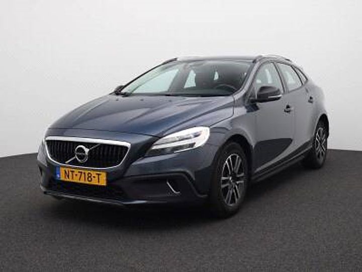 volvo v40 cross country 2017 yv1mz29l0h2136015