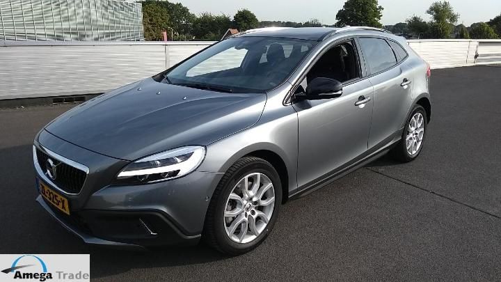 volvo v40 cross country 2019 yv1mz32v0k2182379