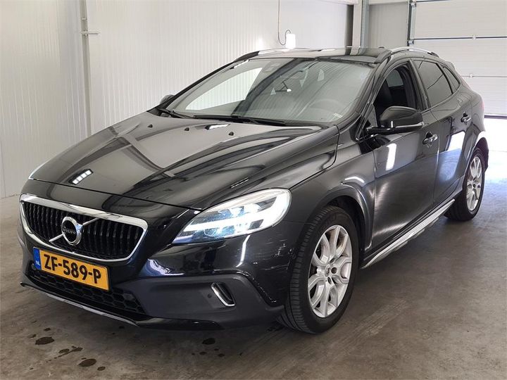 volvo v40 2019 yv1mz32v0k2183138