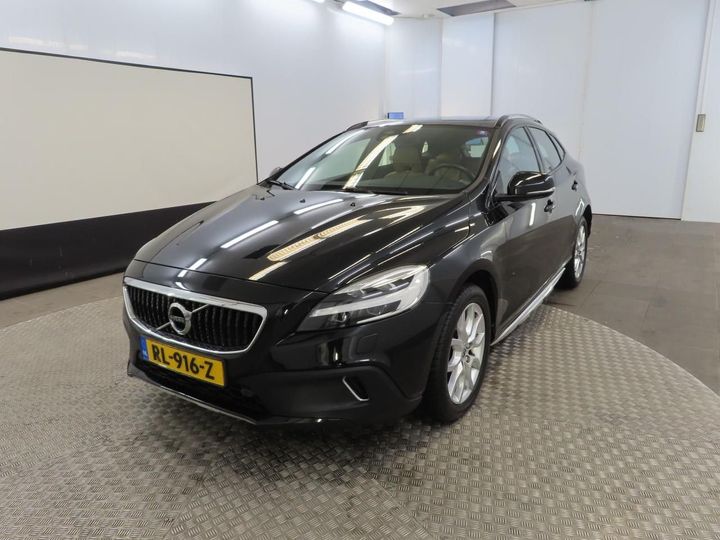 volvo v40 cross country 2018 yv1mz41l0j2150325