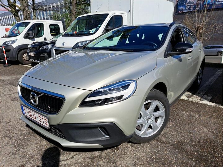 volvo v40 cross country my 2018 2018 yv1mz70v1k2171169