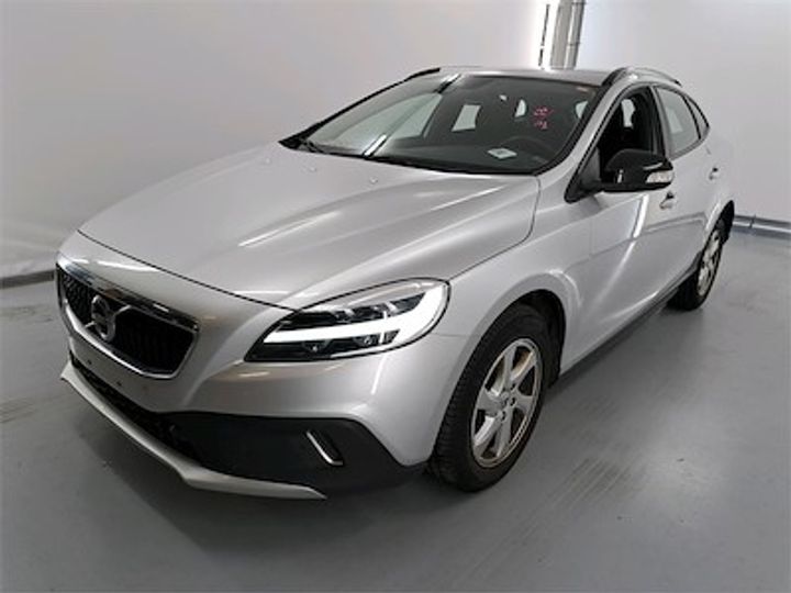 volvo v40 cross country diesel - 2016 2018 yv1mz70v1k2172034