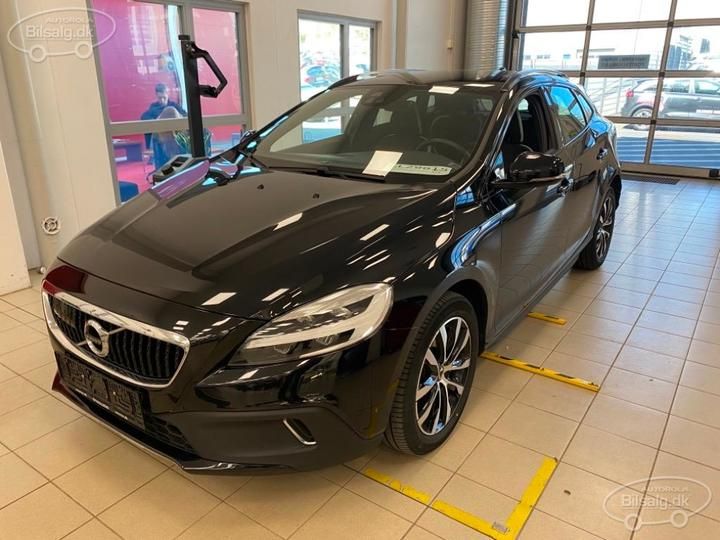 volvo v40 cross country 2019 yv1mz72v0k2188177