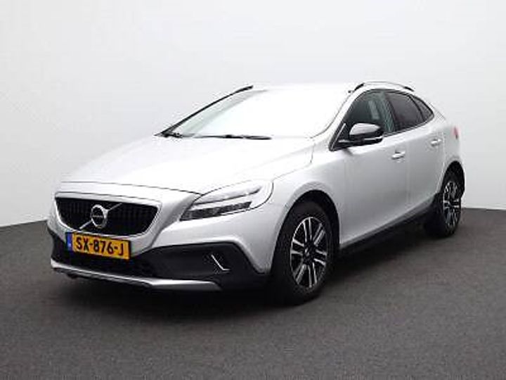 volvo v40 cross country 2018 yv1mz72v1k2170997