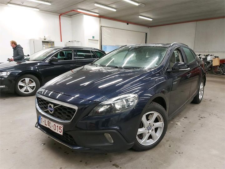 volvo v40 cross country 2015 yv1mz74l0g2097276