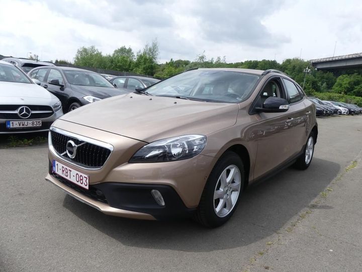 volvo v40 cross count 2016 yv1mz74l0h2125053