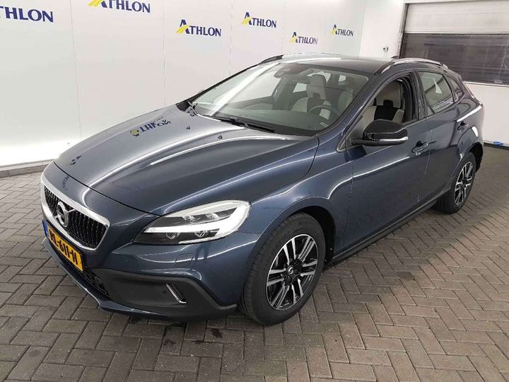 volvo v40 cross country 2018 yv1mz74l0j2152152