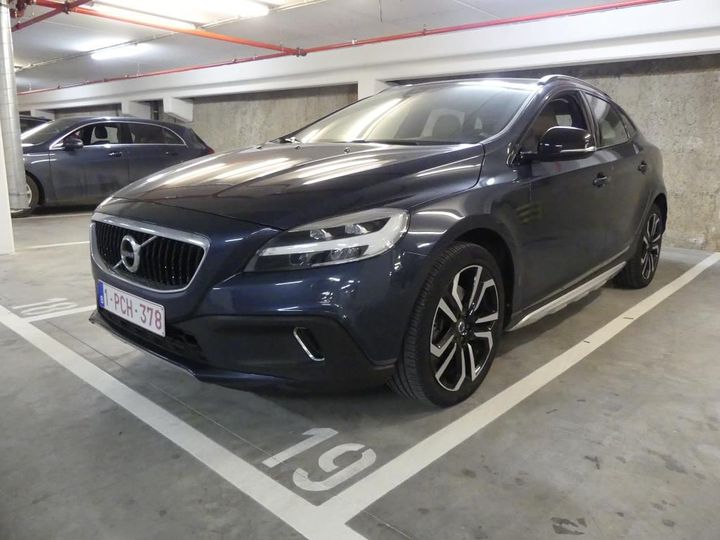 volvo v40 cross count 2016 yv1mz74l1h2116374