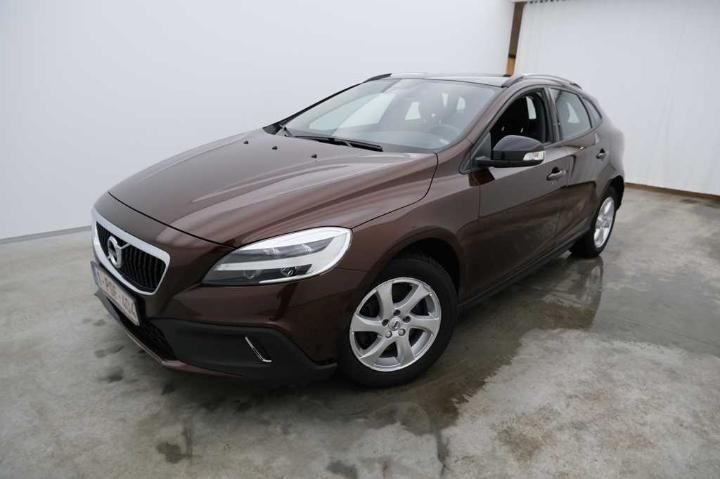 volvo v40 cross country 2016 yv1mz74l1h2118080