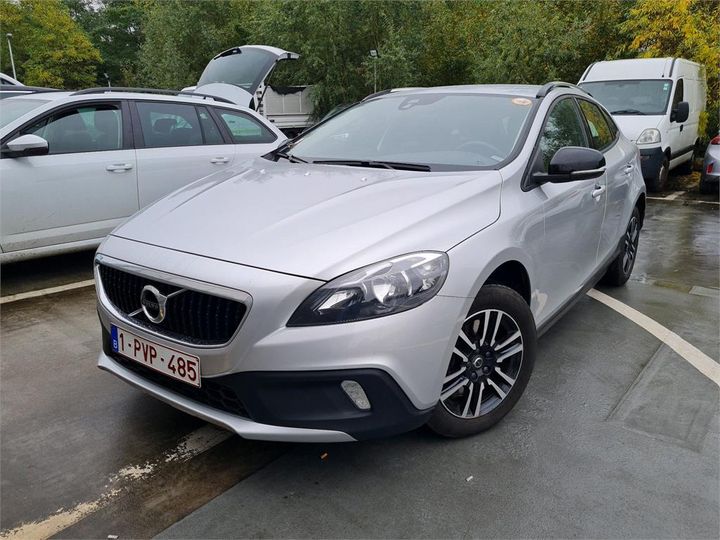 volvo v40 cross country 2016 yv1mz74l1h2122024