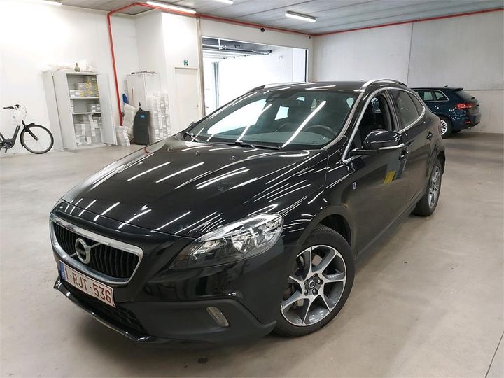 volvo v40 cross country 2017 yv1mz74l1h2127710