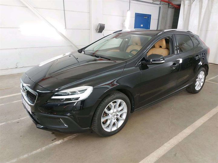 volvo v40 2017 yv1mz74l1j2142943