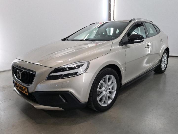 volvo v40 cross country 2016 yv1mz79l1h2125934