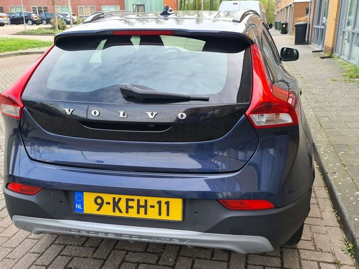 volvo v40 cross country 2013 yv1mz8451d2006844