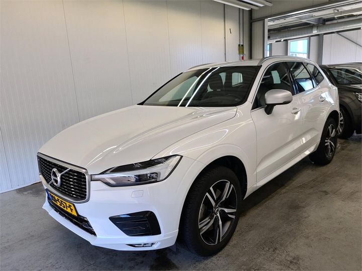 volvo xc60 2017 yv1uz10bcj1003885