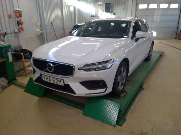 volvo v60 2019 yv1zwarvcl1347410