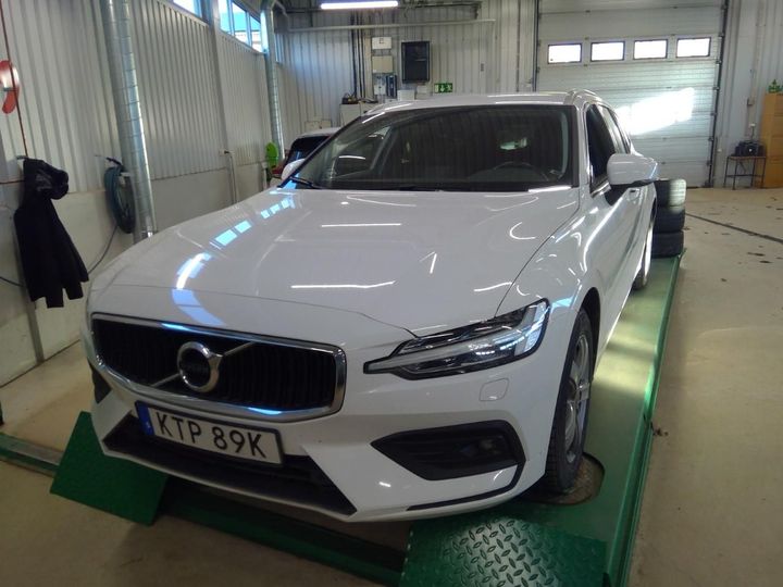 volvo v60 2019 yv1zwarvcl1349371