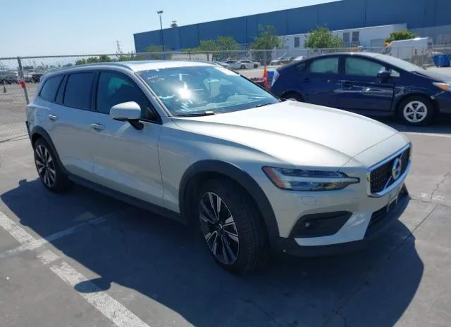 volvo v60 cross country 2020 yv4102wk1l1034517