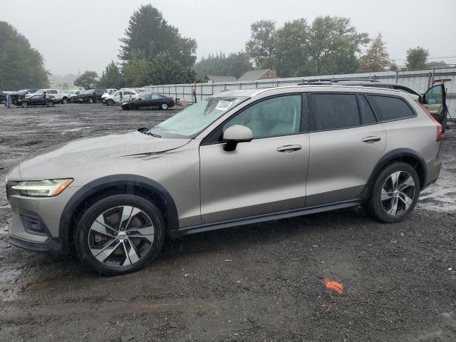 volvo v60 cross 2020 yv4102wk3l1034695