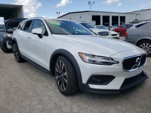 volvo v60 cross 2021 yv4102wk8m1076927