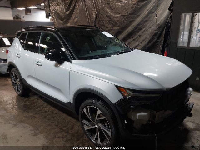 volvo xc40 2021 yv4162um0m2401874