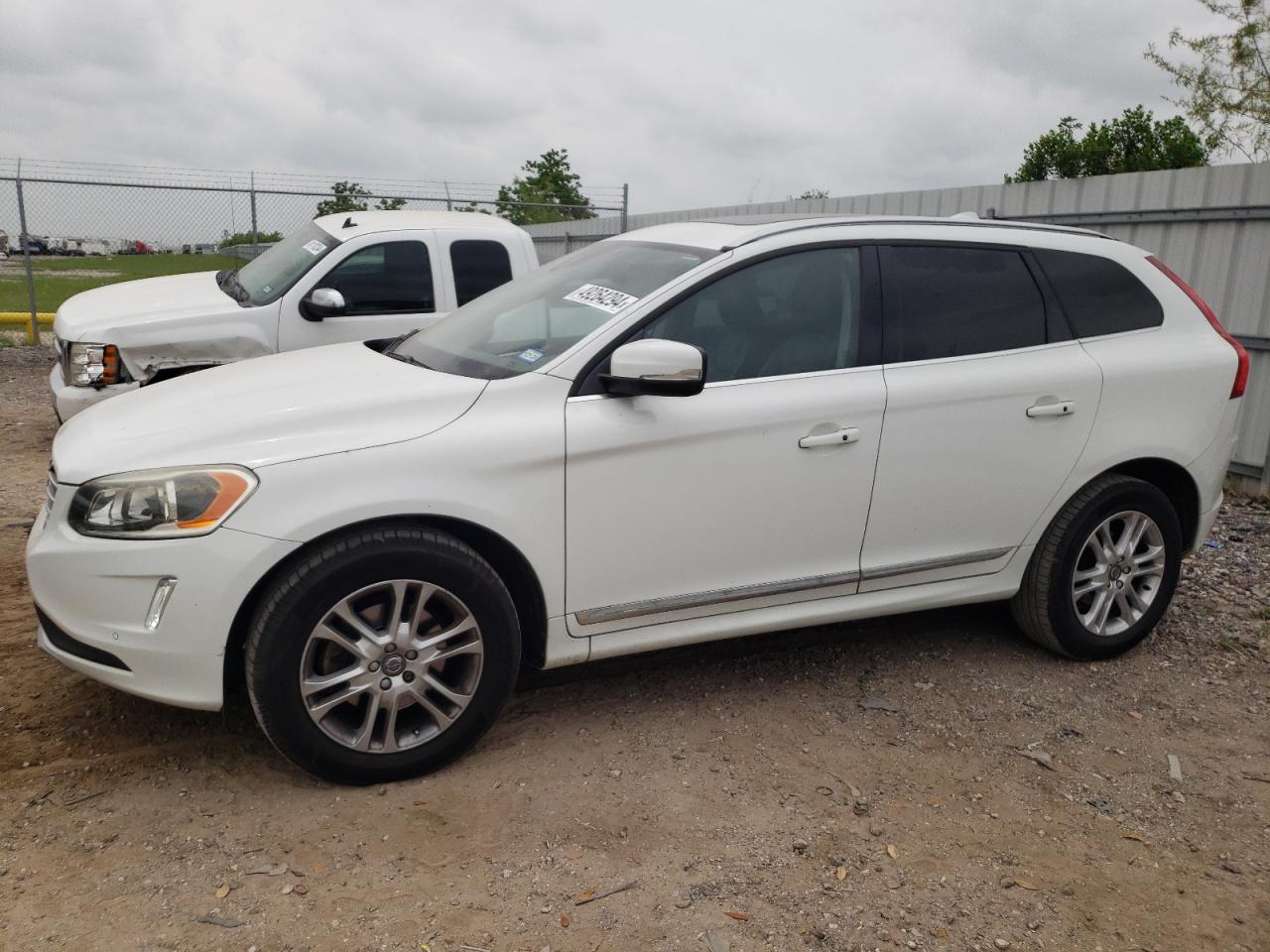 volvo xc60 2016 yv440mdk3g2904540