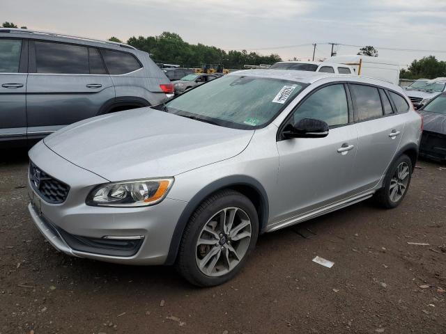 volvo v60 cross 2015 yv4612hk1f1000467