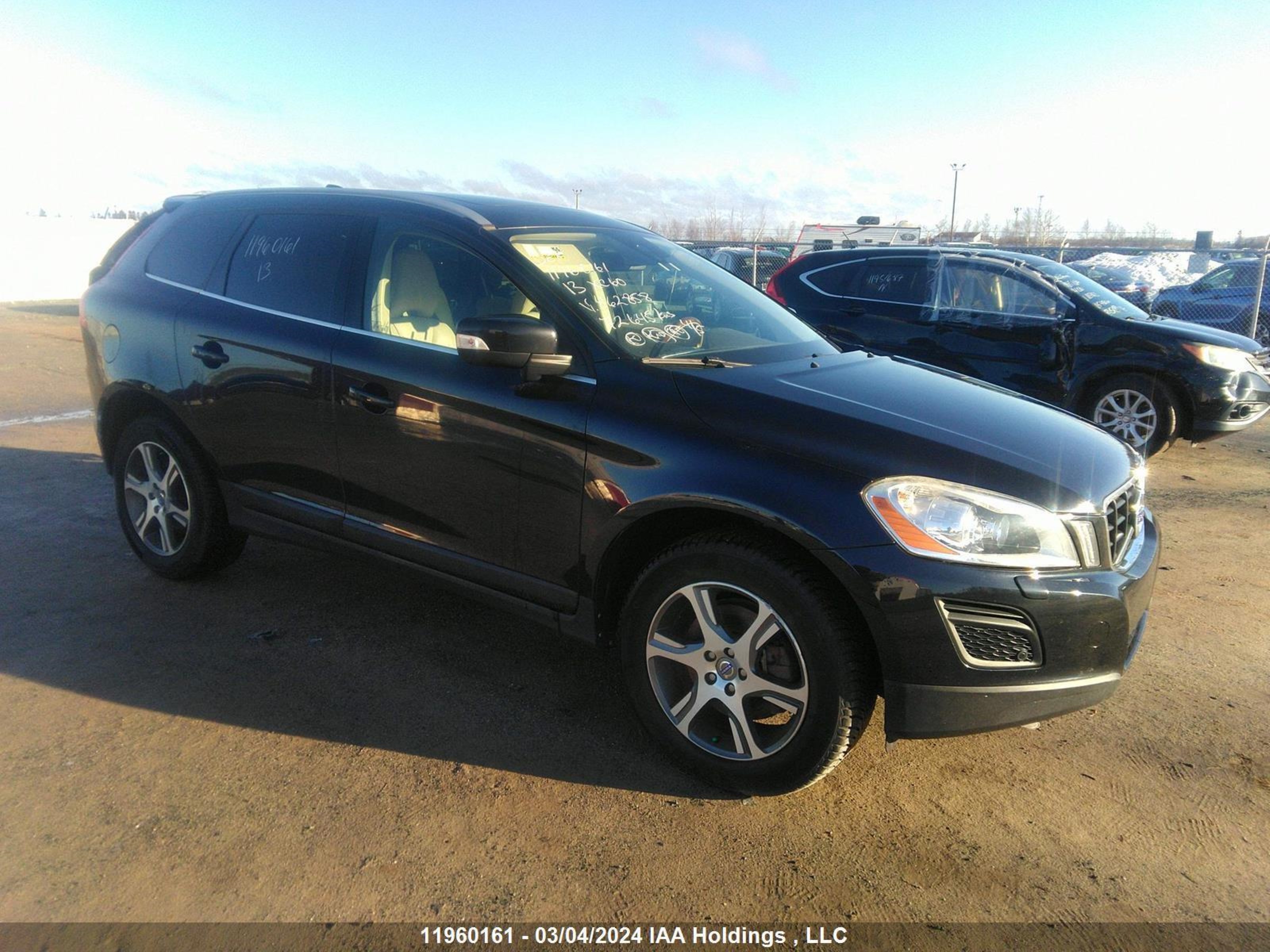 volvo xc60 2013 yv4902dzxd2462858