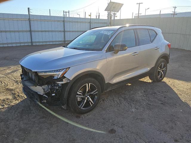 volvo xc40 core 2024 yv4l12ukxr2338084