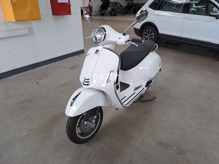 piaggio vespa 2023 zapmd310300014875